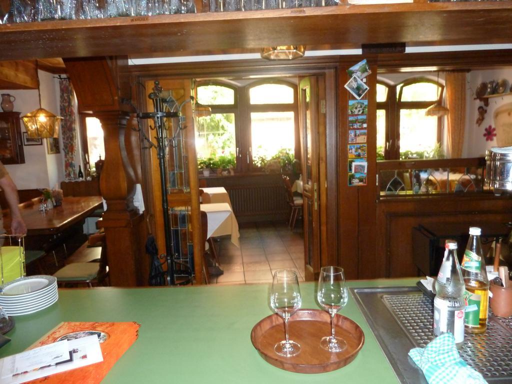 Gasthaus Zum Hirschen Staufen im Breisgau Luaran gambar